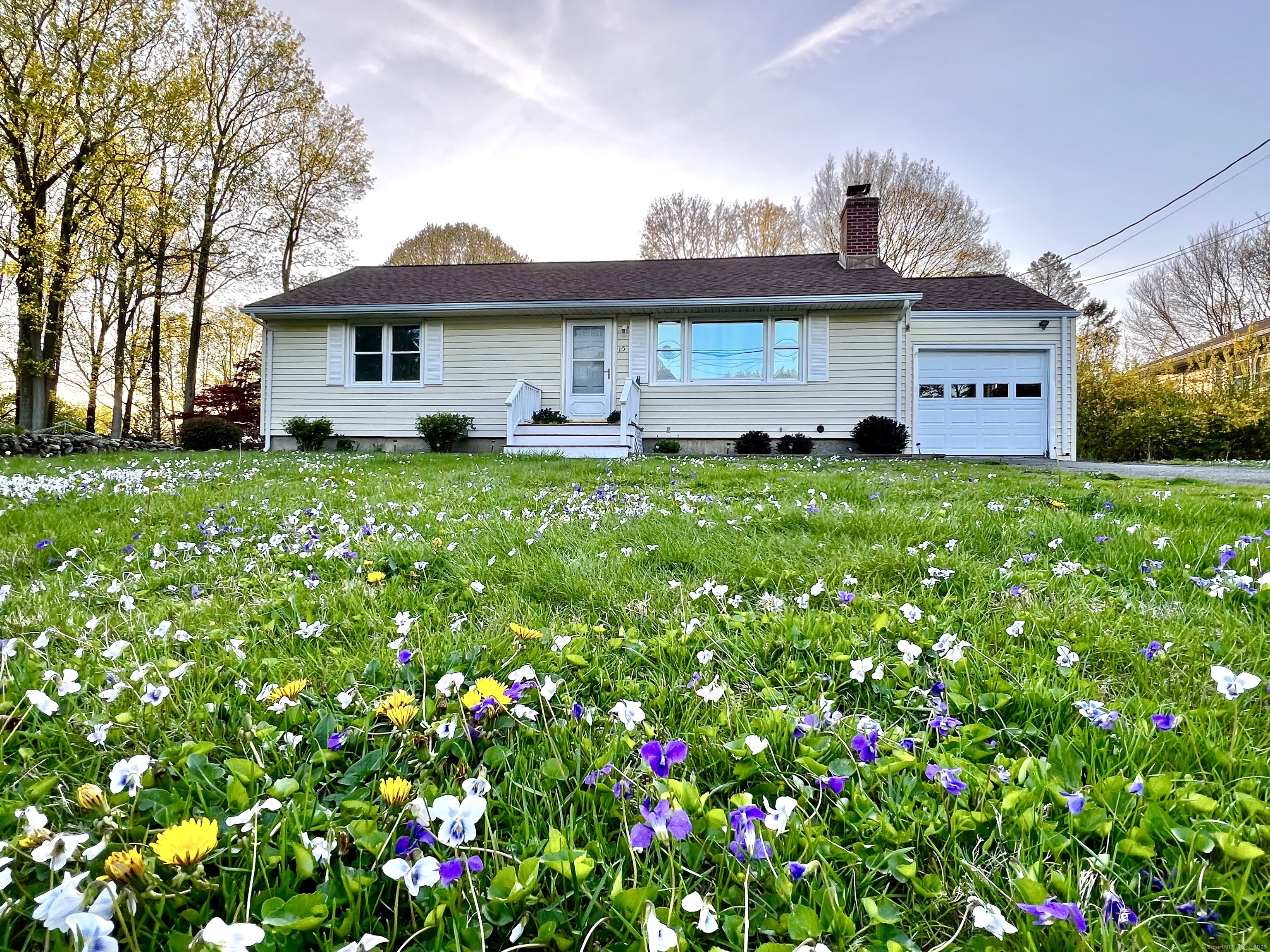 115 Deerfield Drive, Trumbull, Connecticut image 1