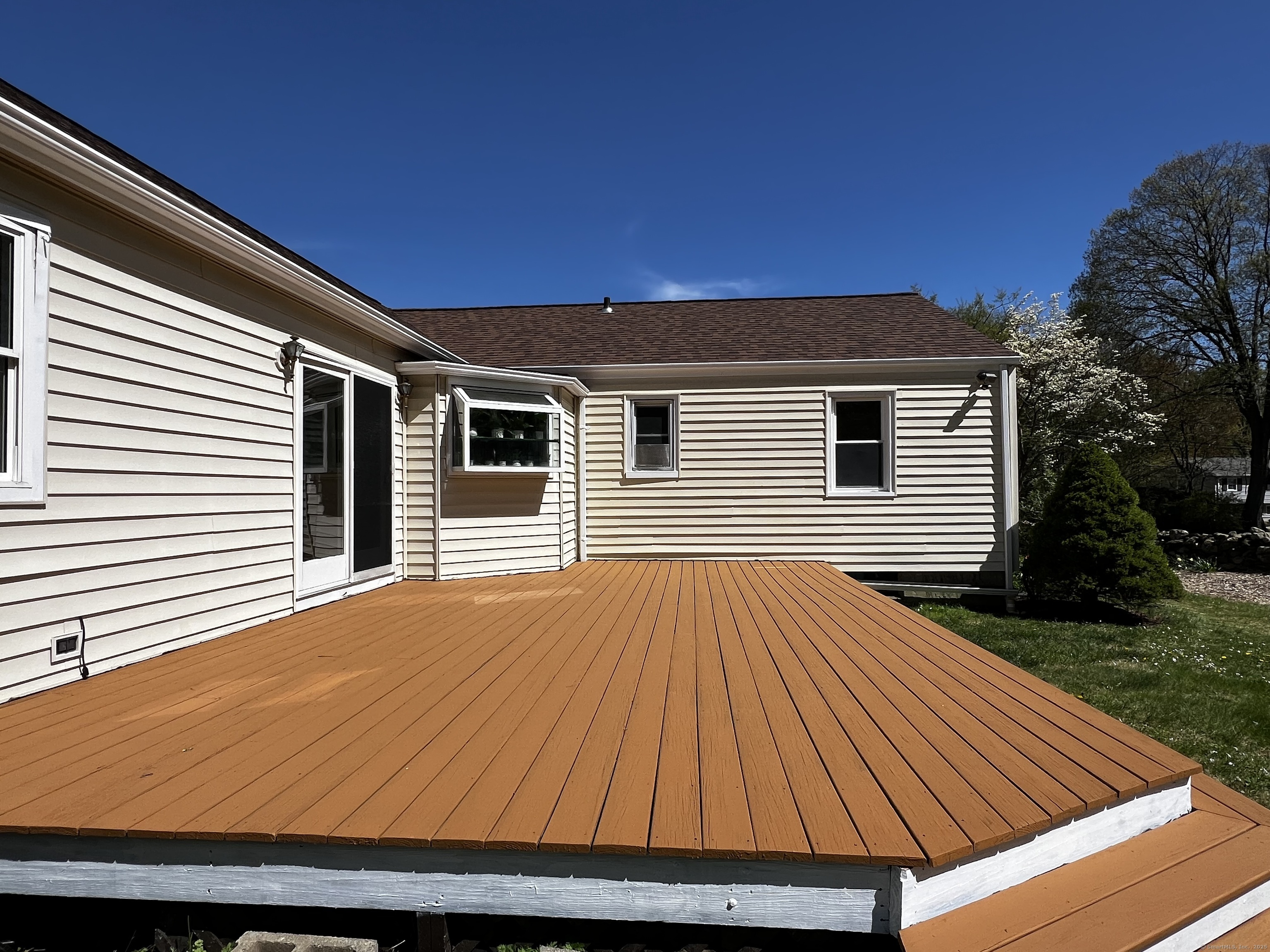115 Deerfield Drive, Trumbull, Connecticut image 23