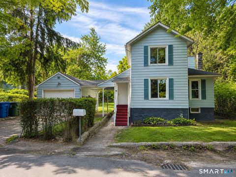 Homes For Sale - 17 City Mills Lane<br/> Waterbury, CT 06704