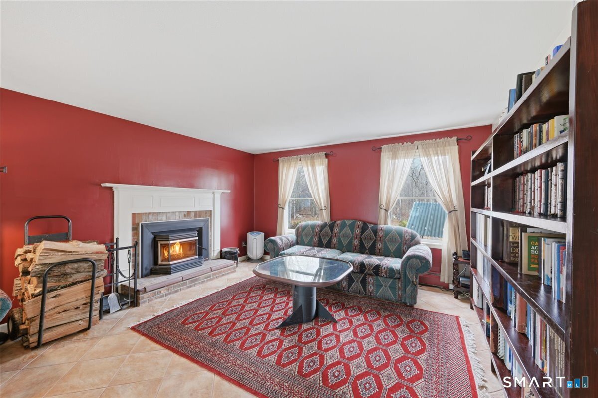 393 Forsyth Road