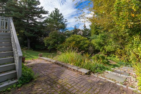 Tiny photo for 20 Farm Drive #20, Farmington, CT 06032 (MLS # 24129937)