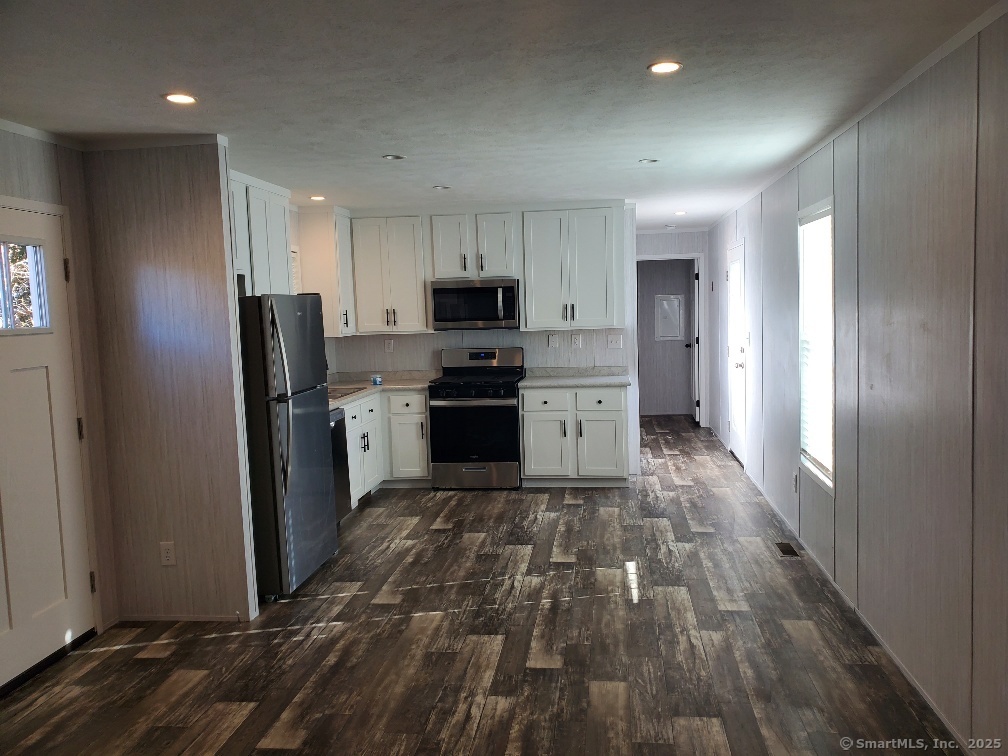 270 Boston Post Road #22, Waterford, Connecticut image 4
