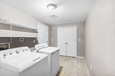 Tiny photo for 1 Union Avenue #11, Danbury, CT 06810 (MLS # 24137688)