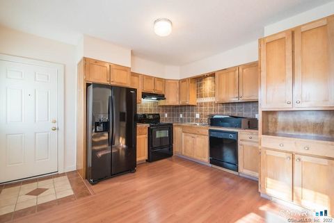 Tiny photo for 2 Pleasant Street #2, Windsor Locks, CT 06096 (MLS # 24171744)