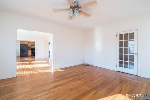 Photo of 2 Pleasant Street #2, Windsor Locks, CT 06096 (MLS # 24171744)
