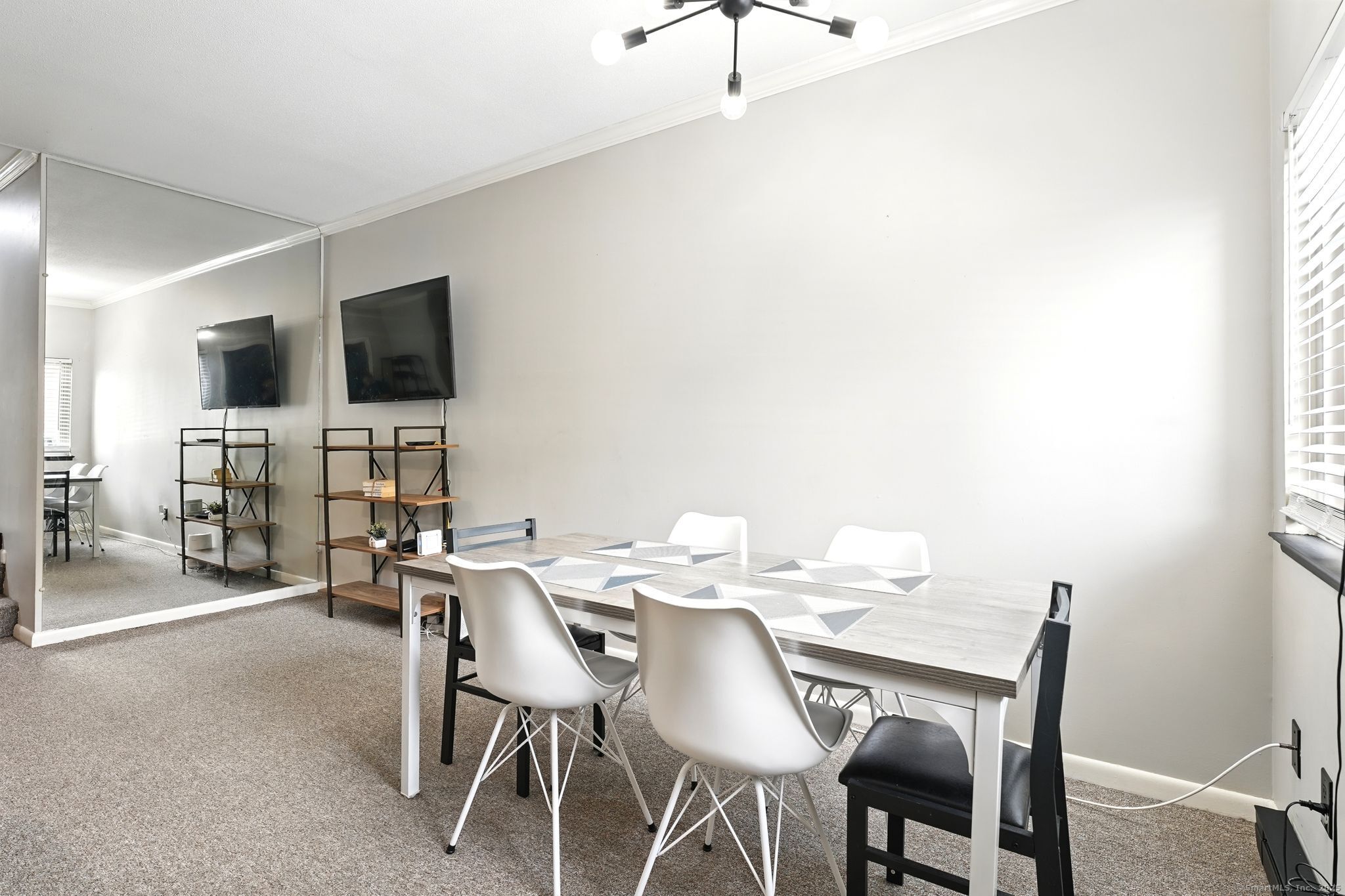 426 Emmett Street #APT I, Bristol, Connecticut image 6