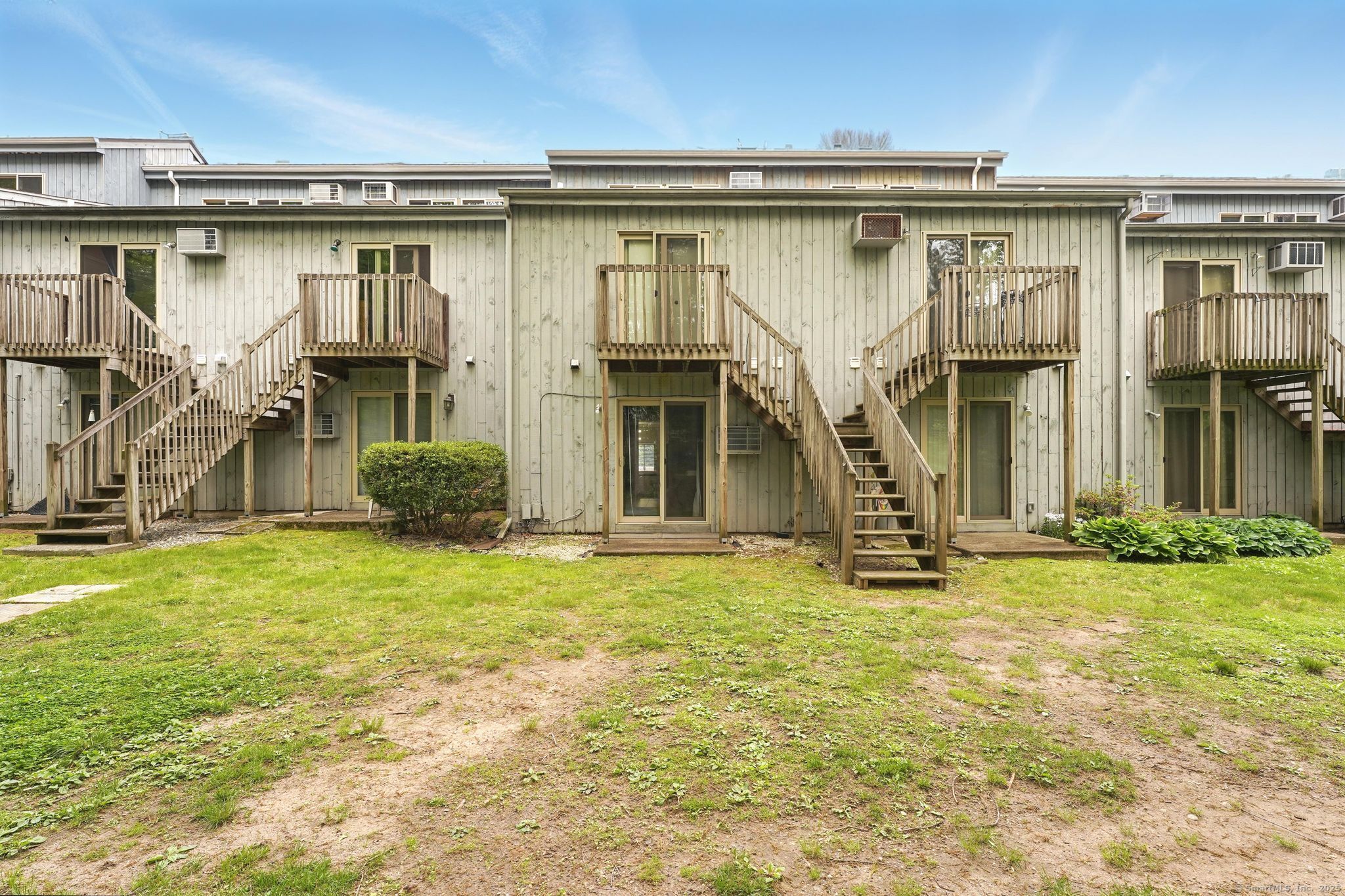 426 Emmett Street #APT I, Bristol, Connecticut image 24