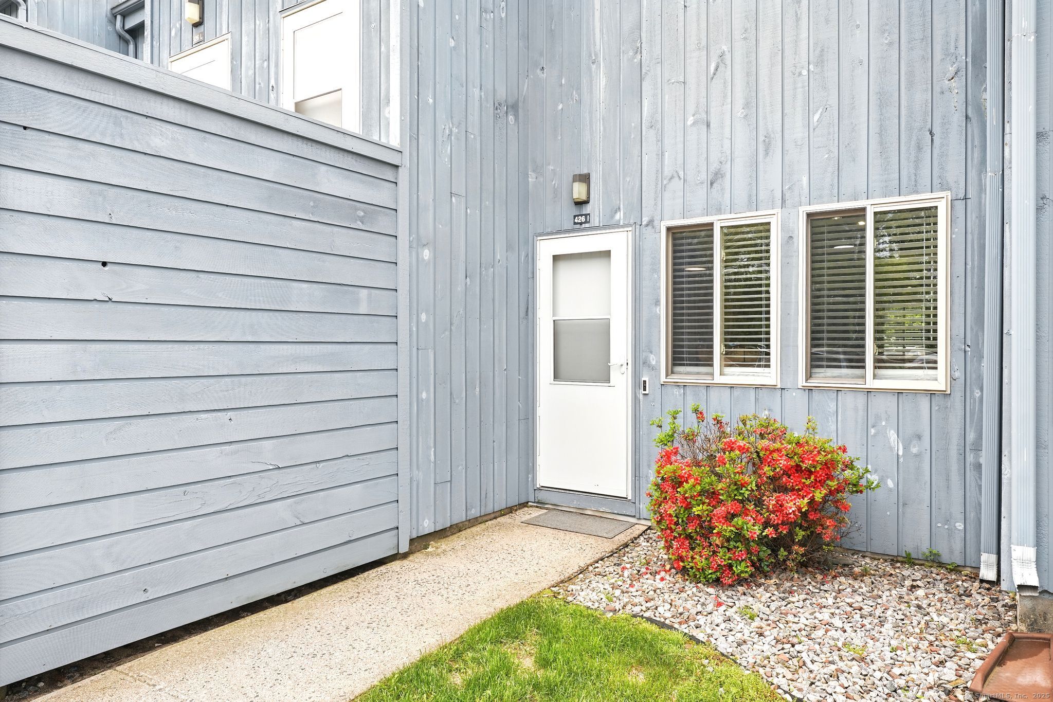 426 Emmett Street #APT I, Bristol, Connecticut image 4