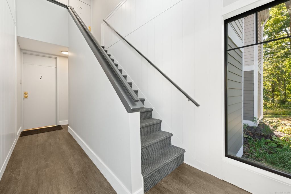 Photo of 9 Cook Close #9, Ridgefield, CT 06877 (MLS # 24132573)