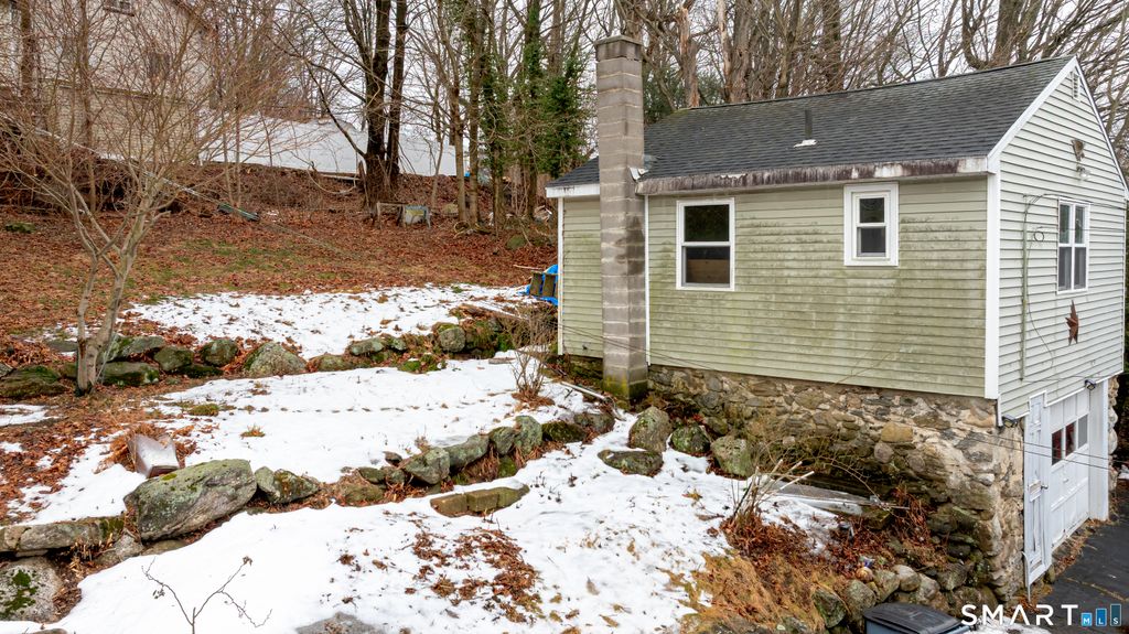 Photo of 131 Greenwood Street, Watertown, CT 06795 (MLS # 24148376)