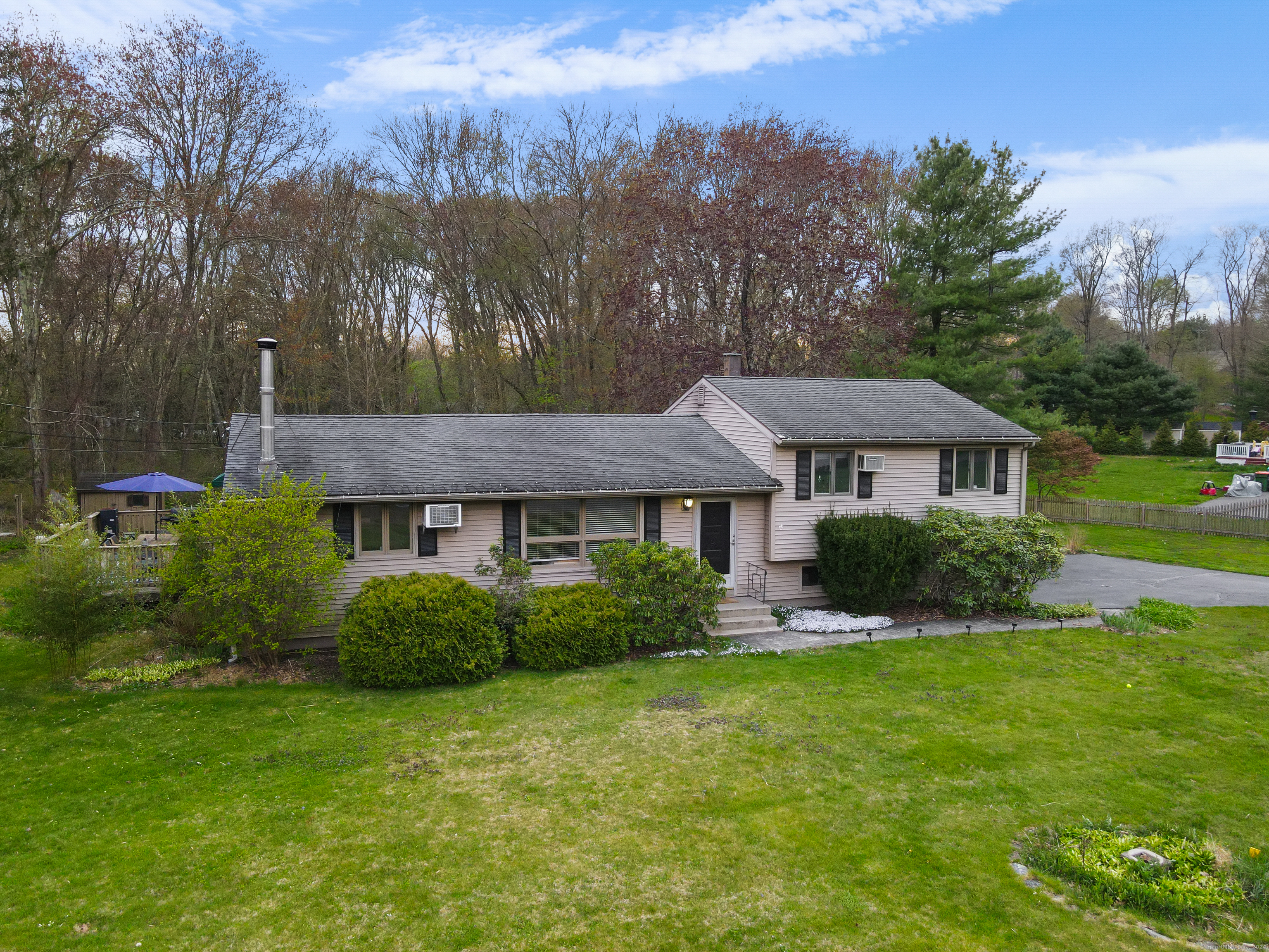 Property for Sale at 295 Fan Hill Road, Monroe, Connecticut - Bedrooms: 3 
Bathrooms: 2 
Rooms: 7  - $525,000