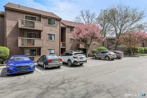 Photo of 166 Old Brookfield Road #20A5, Danbury, CT 06811 (MLS # 24170215)
