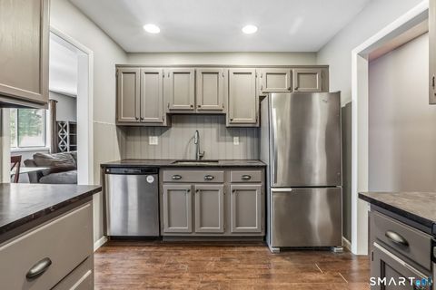 Tiny photo for 166 Old Brookfield Road #20A5, Danbury, CT 06811 (MLS # 24170215)