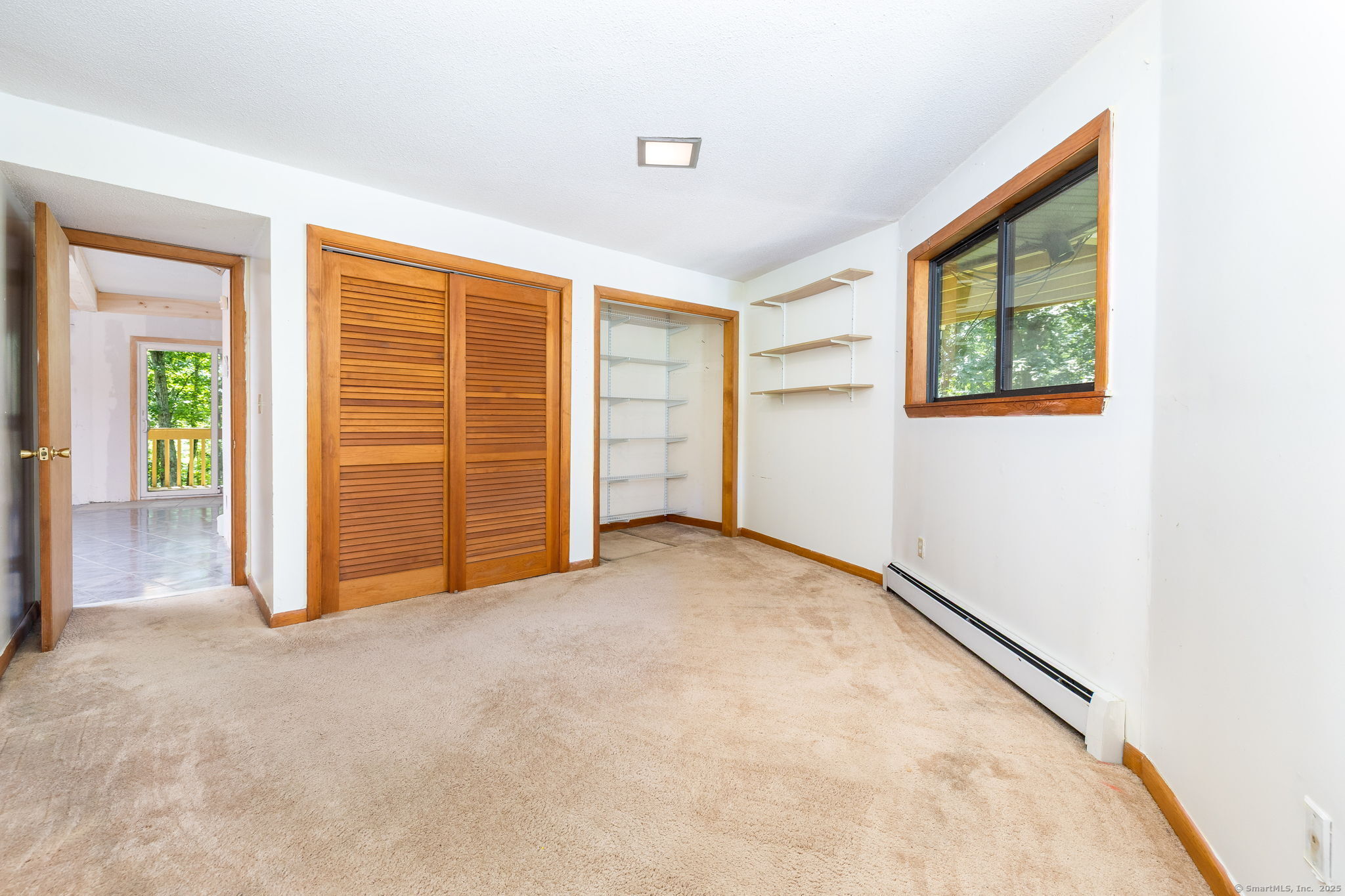 Columbia, Connecticut 06237, United States, 4 Bedrooms Bedrooms, ,4 BathroomsBathrooms,Residential,Pending,179647