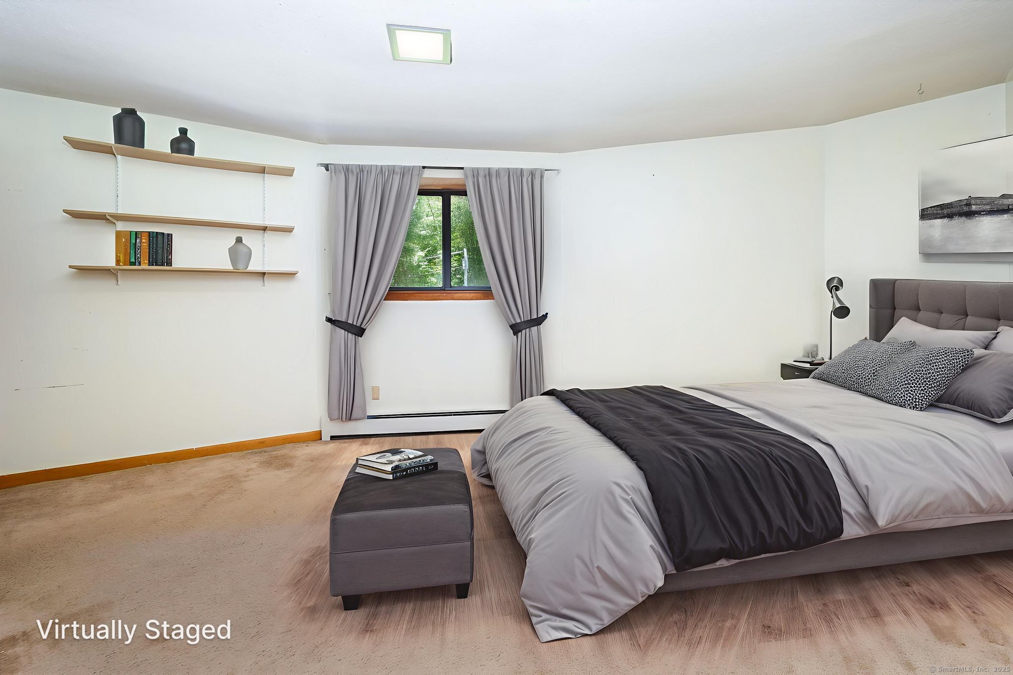 Columbia, Connecticut 06237, United States, 4 Bedrooms Bedrooms, ,4 BathroomsBathrooms,Residential,Pending,179647