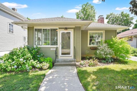 Photo of 1391 Boulevard, West Hartford, CT 06119 (MLS # 24186076)
