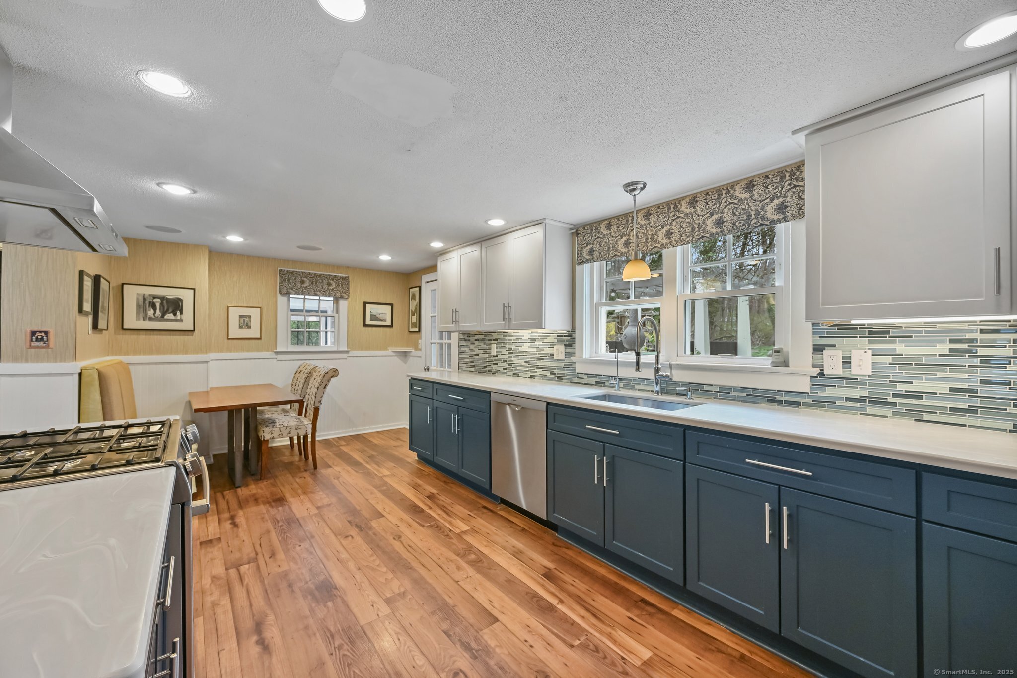 2214 Huntington Turnpike, Trumbull, Connecticut image 2