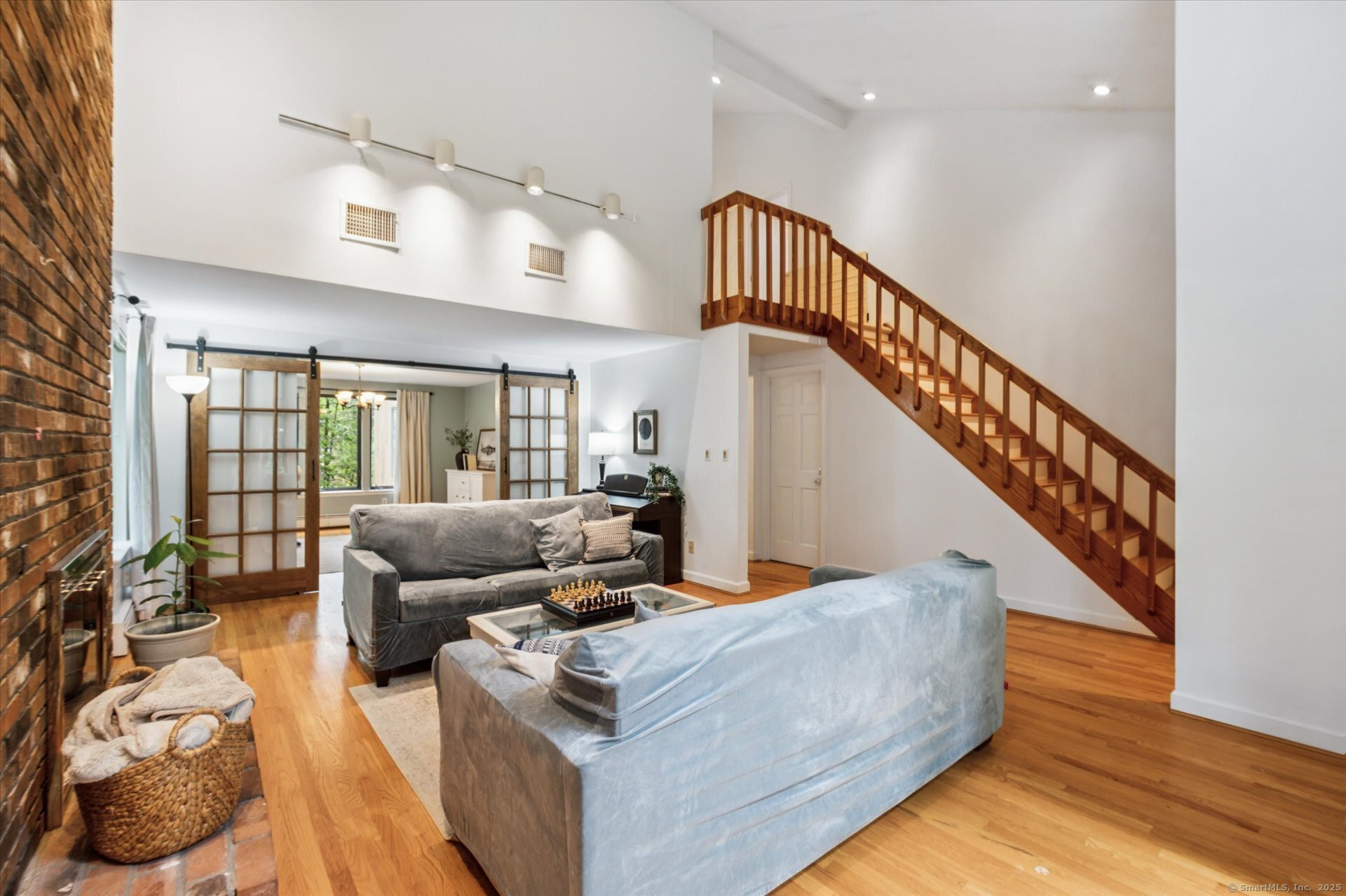 110 Old Canal Way 110