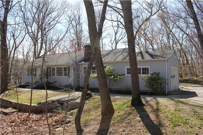 Photo 1 of 27 Wilder Road, Stamford, Connecticut, $390,000, Web #: 99142465