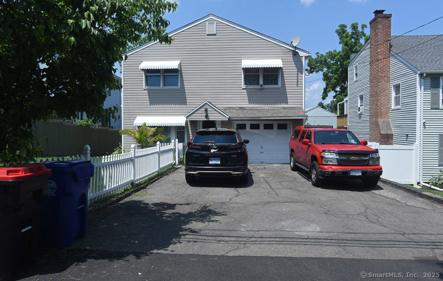 8 Crown Avenue