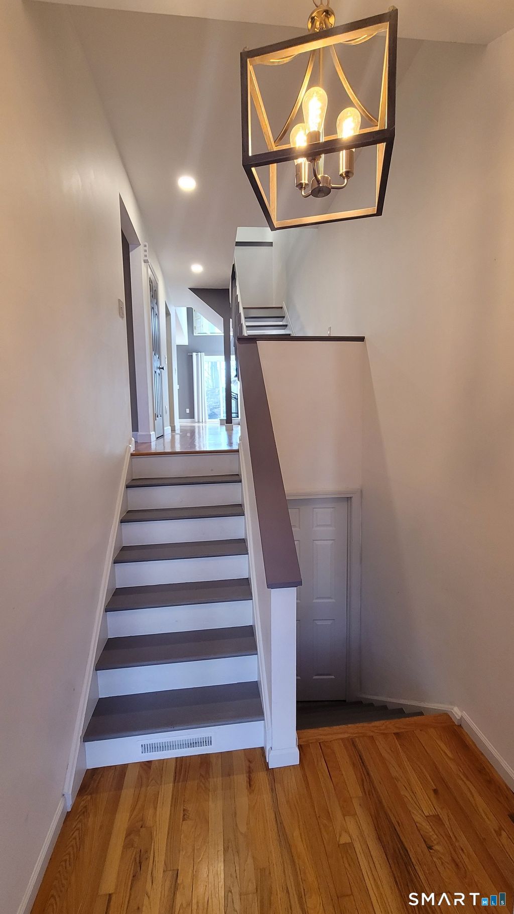 Photo of 6 Comstock Trail #6, Brookfield, CT 06804 (MLS # 24140074)