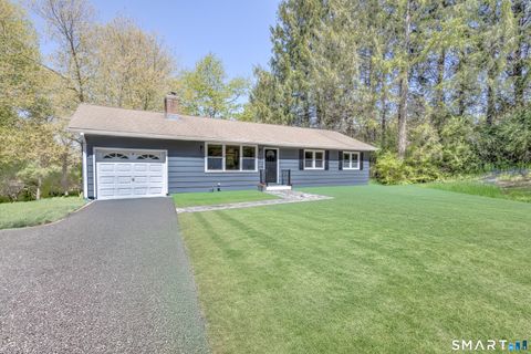 437 Middle Road Turnpike Woodbury CT 06798