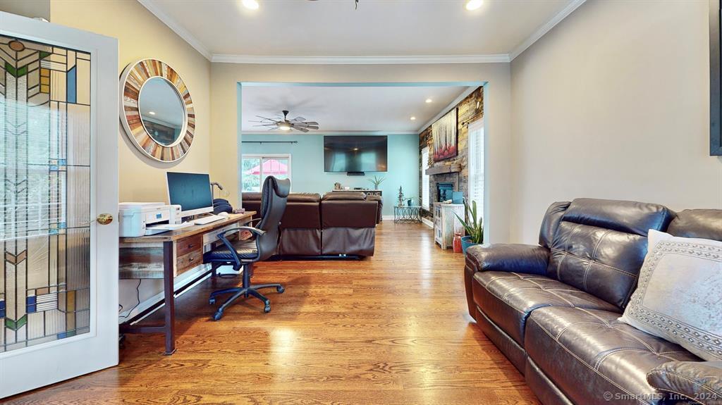 282 Cook Lane, Beacon Falls, Connecticut image 14