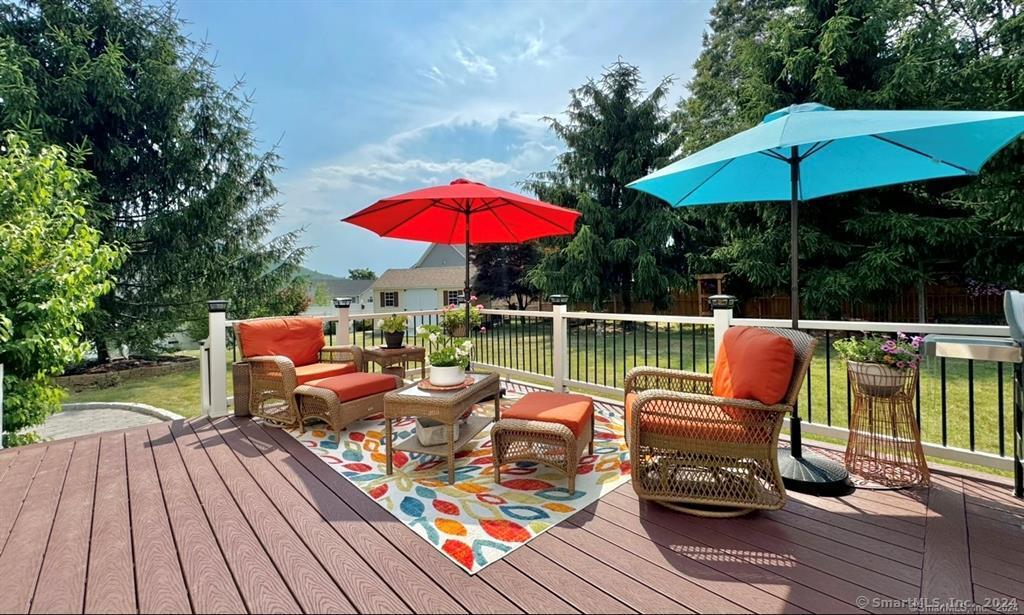 282 Cook Lane, Beacon Falls, Connecticut image 5