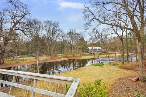 17 Huckleberry Lane Weston CT 06883