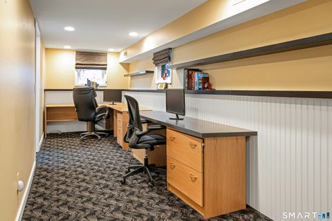 Tiny photo for 9 Tamarack Place, Greenwich, CT 06831 (MLS # 24161194)