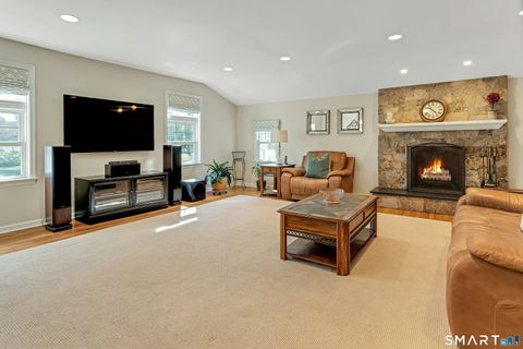 Tiny photo for 9 Tamarack Place, Greenwich, CT 06831 (MLS # 24161194)