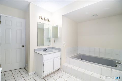 Tiny photo for 29 Ledgewood Drive #29, Brookfield, CT 06804 (MLS # 24152092)