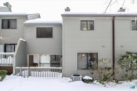 Tiny photo for 29 Ledgewood Drive #29, Brookfield, CT 06804 (MLS # 24152092)