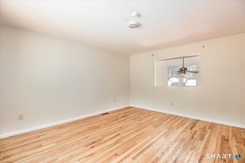 Tiny photo for 29 Ledgewood Drive #29, Brookfield, CT 06804 (MLS # 24152092)