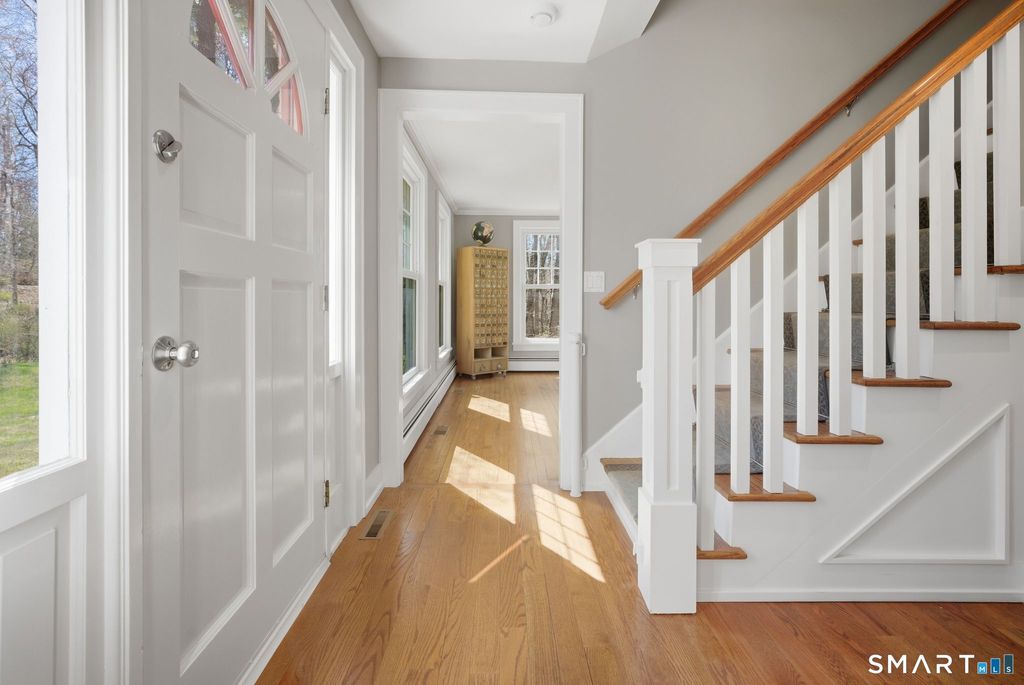 Photo of 117 Whipstick Road, Wilton, CT 06897 (MLS # 24166495)