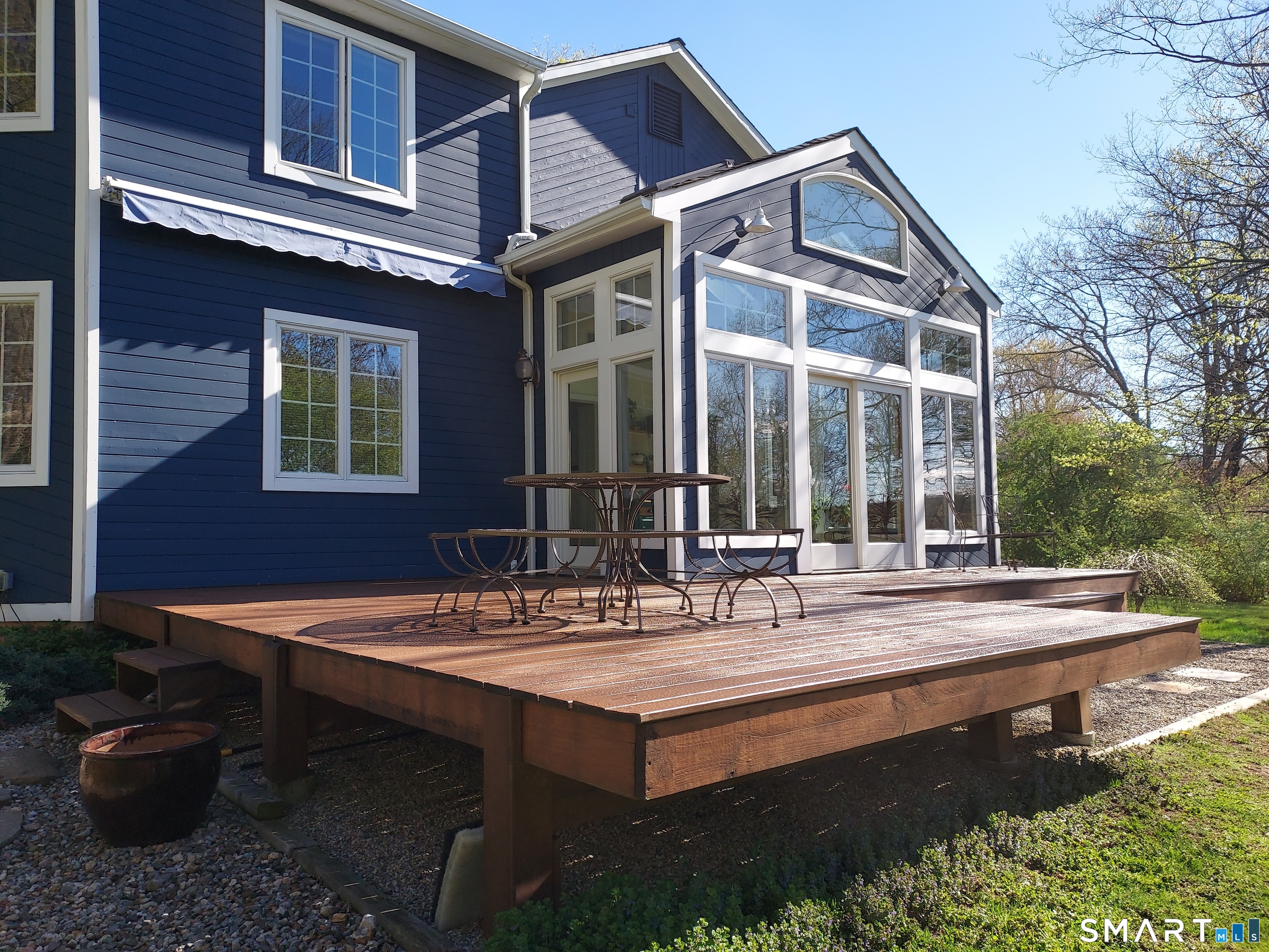 16 Burrows Hill Road