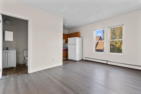 Photo of 174 Ashley Street #C3, Hartford, CT 06105 (MLS # 24136683)