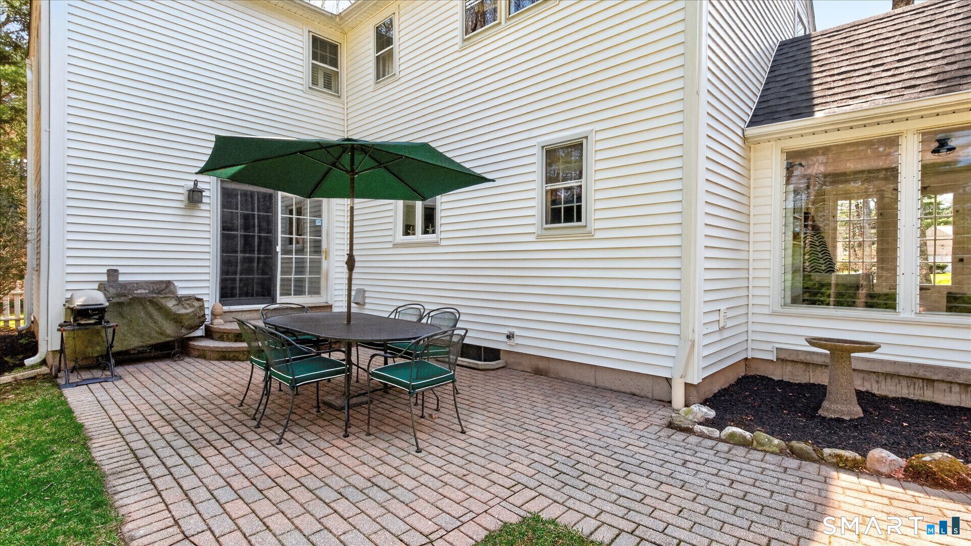 6 Winhart Drive