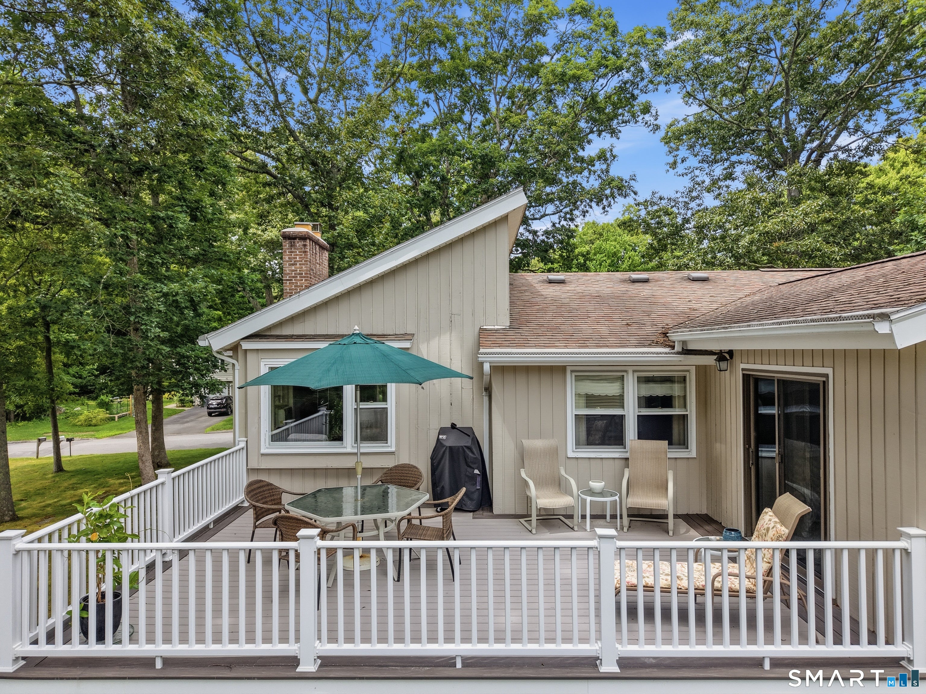55 Greencliff Drive