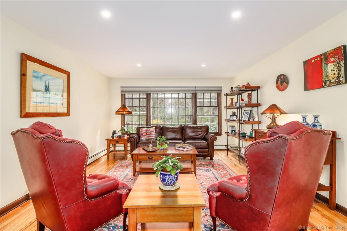 12 Winding Brook Lane