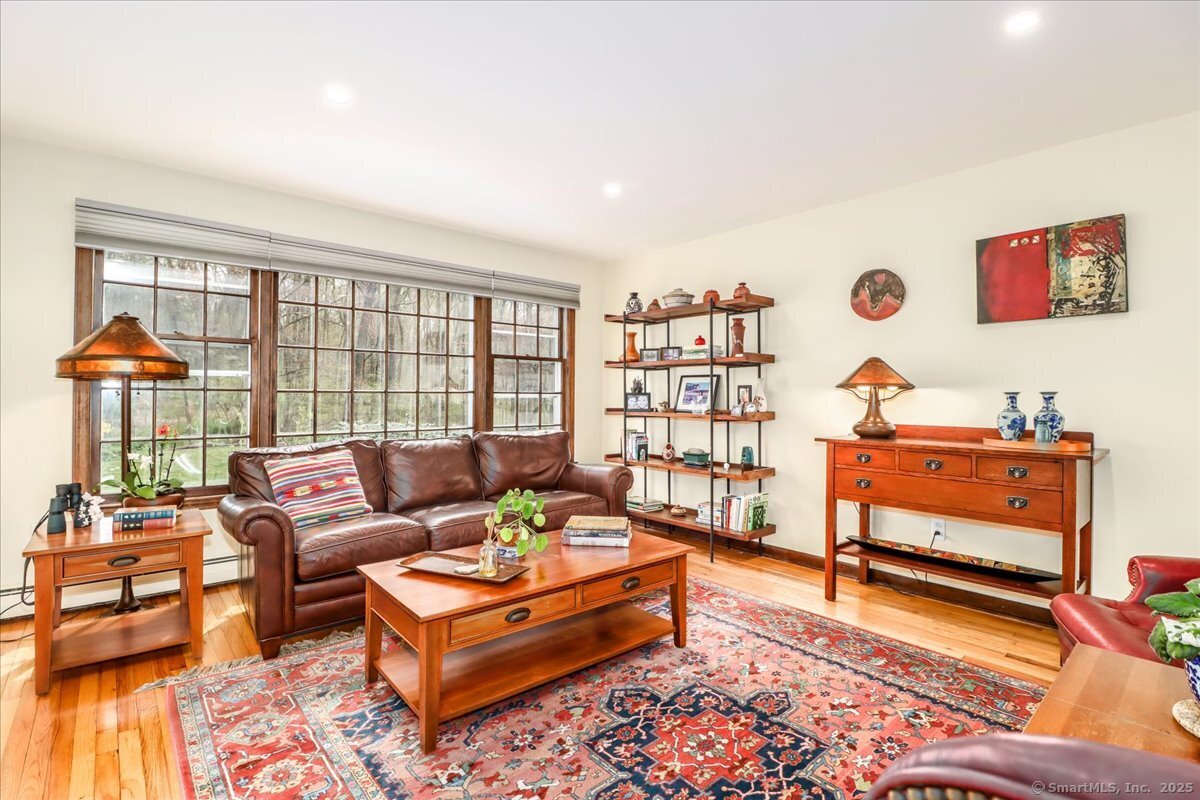12 Winding Brook Lane