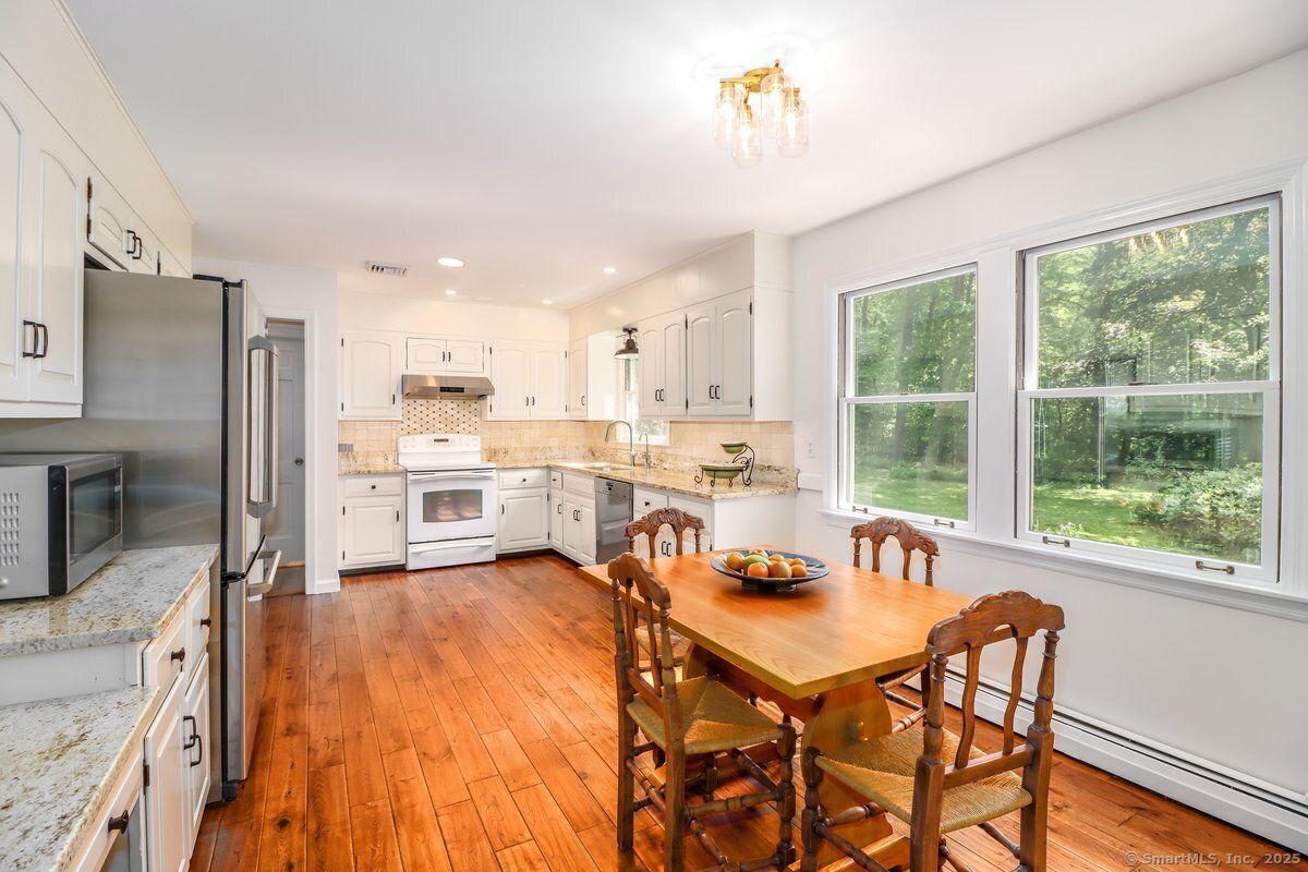 12 Winding Brook Lane