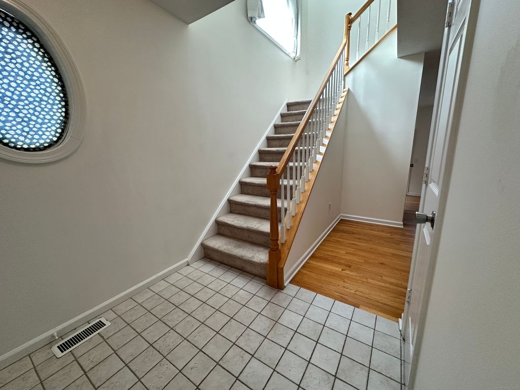 Photo of 926 Quinnipiac Avenue #APT 1, New Haven, CT 06513 (MLS # 24141833)