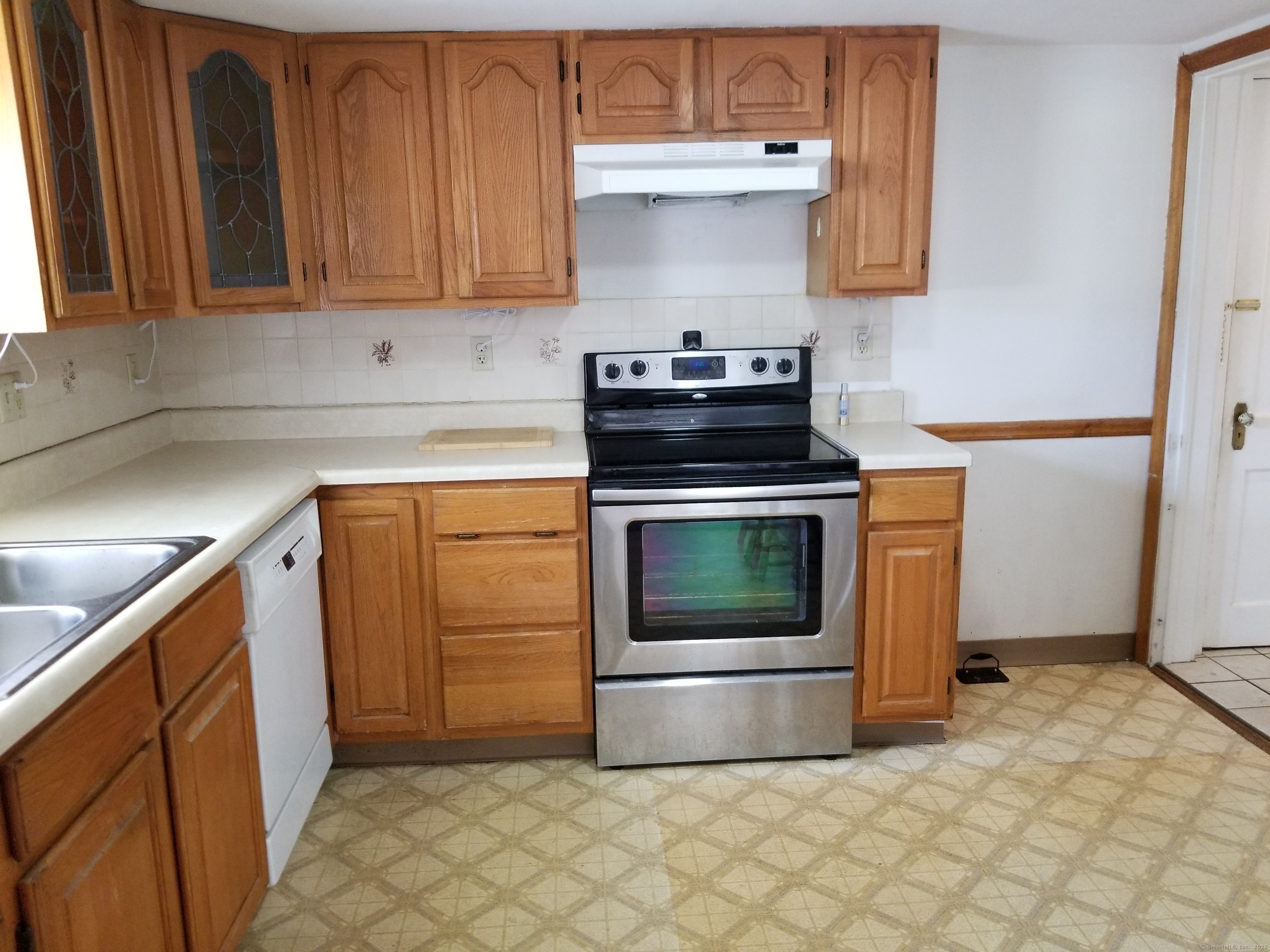 80 Bowers Street, Manchester, Connecticut image 5