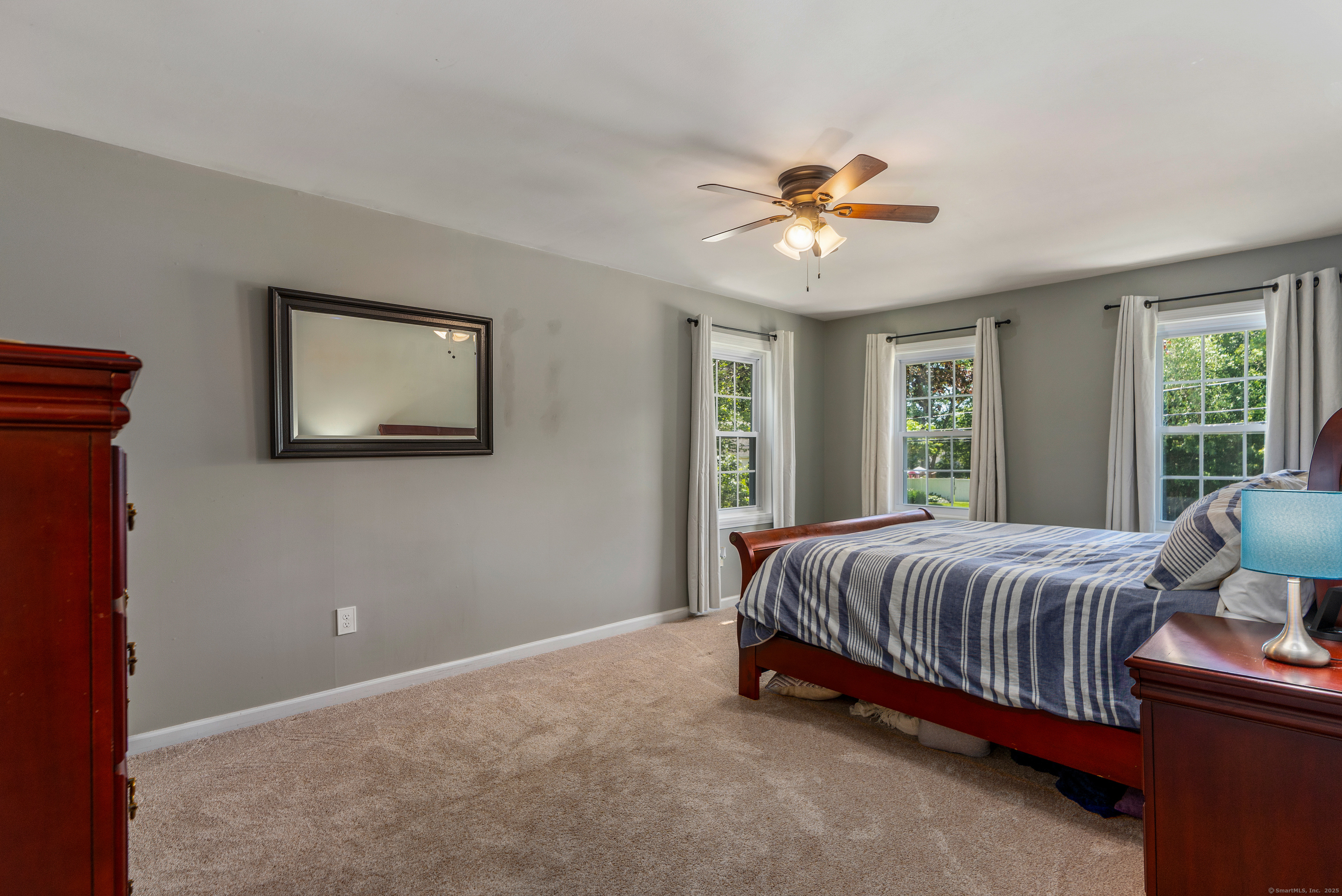 Tolland, Connecticut 06084, United States, 3 Bedrooms Bedrooms, ,3 BathroomsBathrooms,Residential,Pending,205627