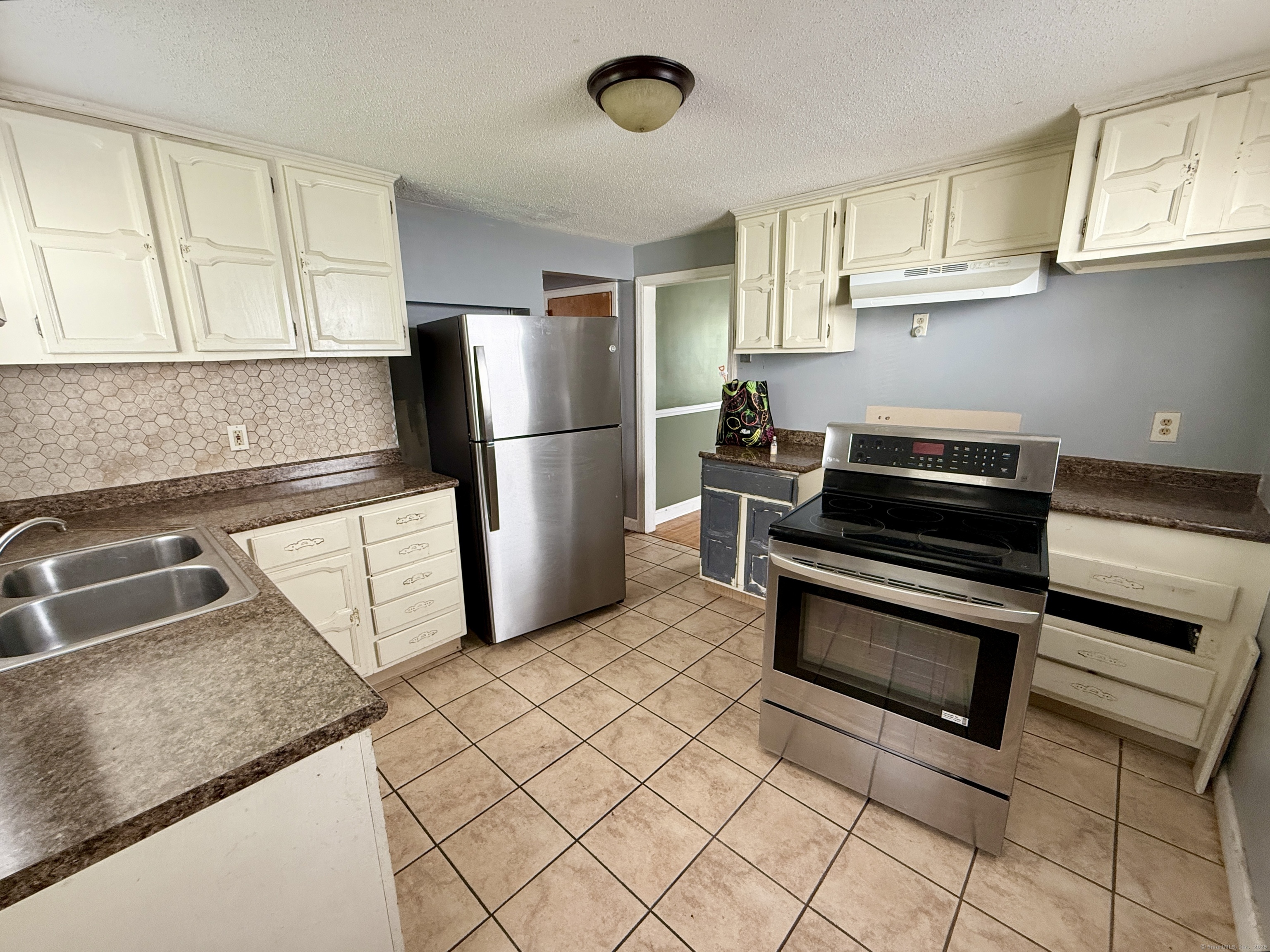 14 Brookline Avenue, Bloomfield, Connecticut image 5