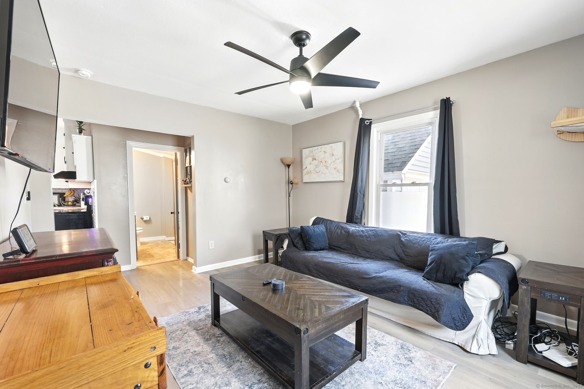 8 Hicks Avenue