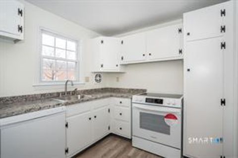 Tiny photo for 3 Brickyard Road #17B, Farmington, CT 06032 (MLS # 24148044)