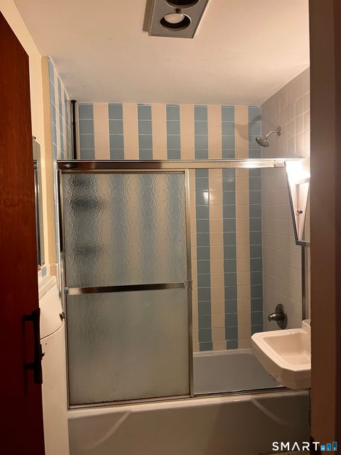 Tiny photo for 40 Owen Street #APT A1, Hartford, CT 06105 (MLS # 24146585)