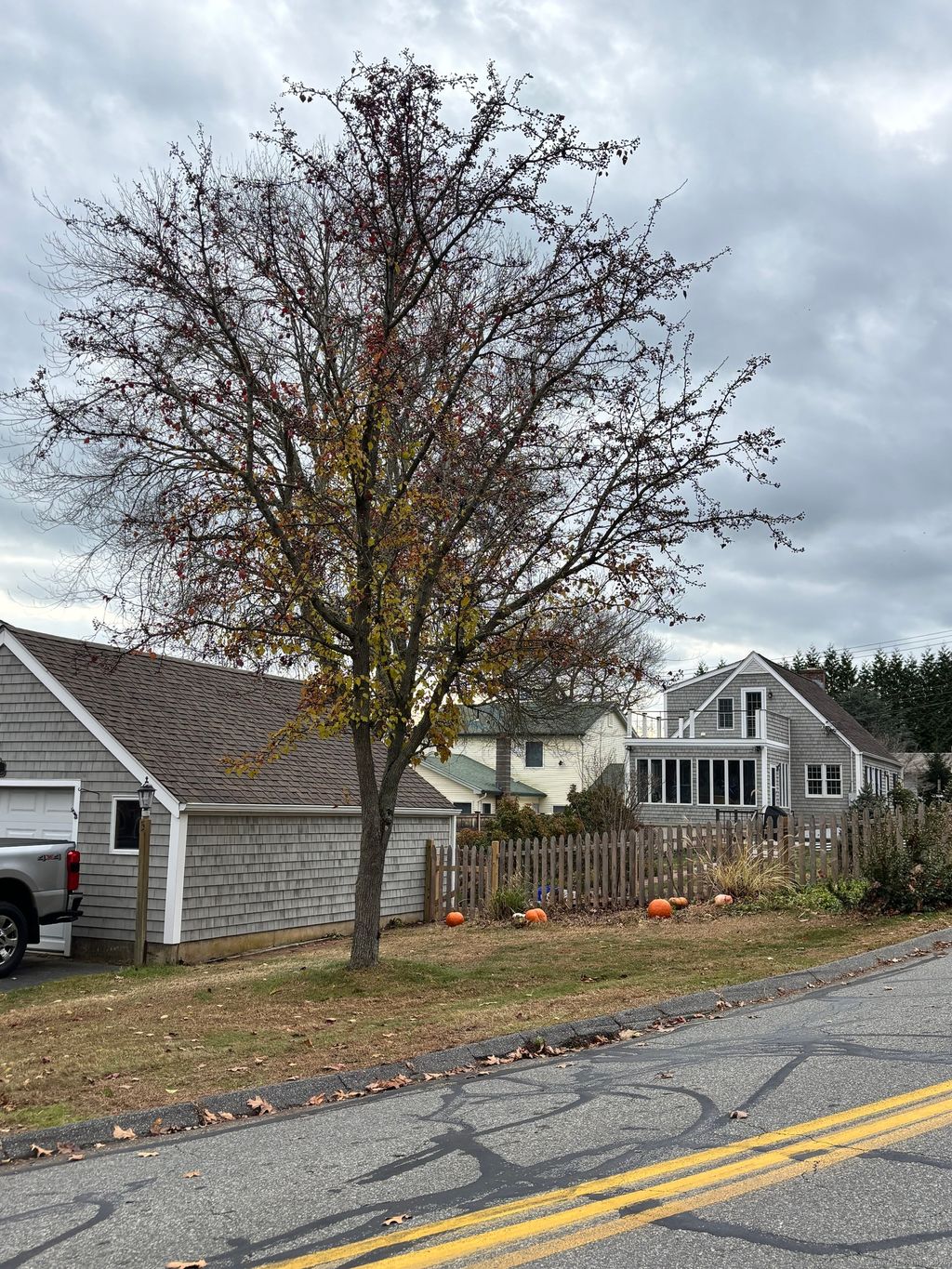 Photo of 5 Attawan Avenue, East Lyme, CT 06357 (MLS # 24142551)